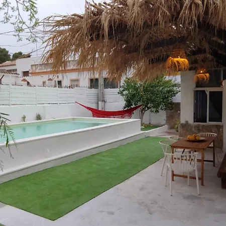 Сasa de vacaciones Casa, Piscina, Jacuzzi, Garaje, Barbacoa.